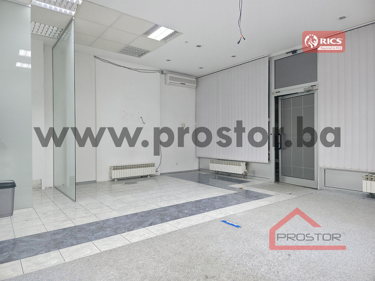 PROSTOR izdaje: Poslovni prostor, 77m2, Bjelave 2