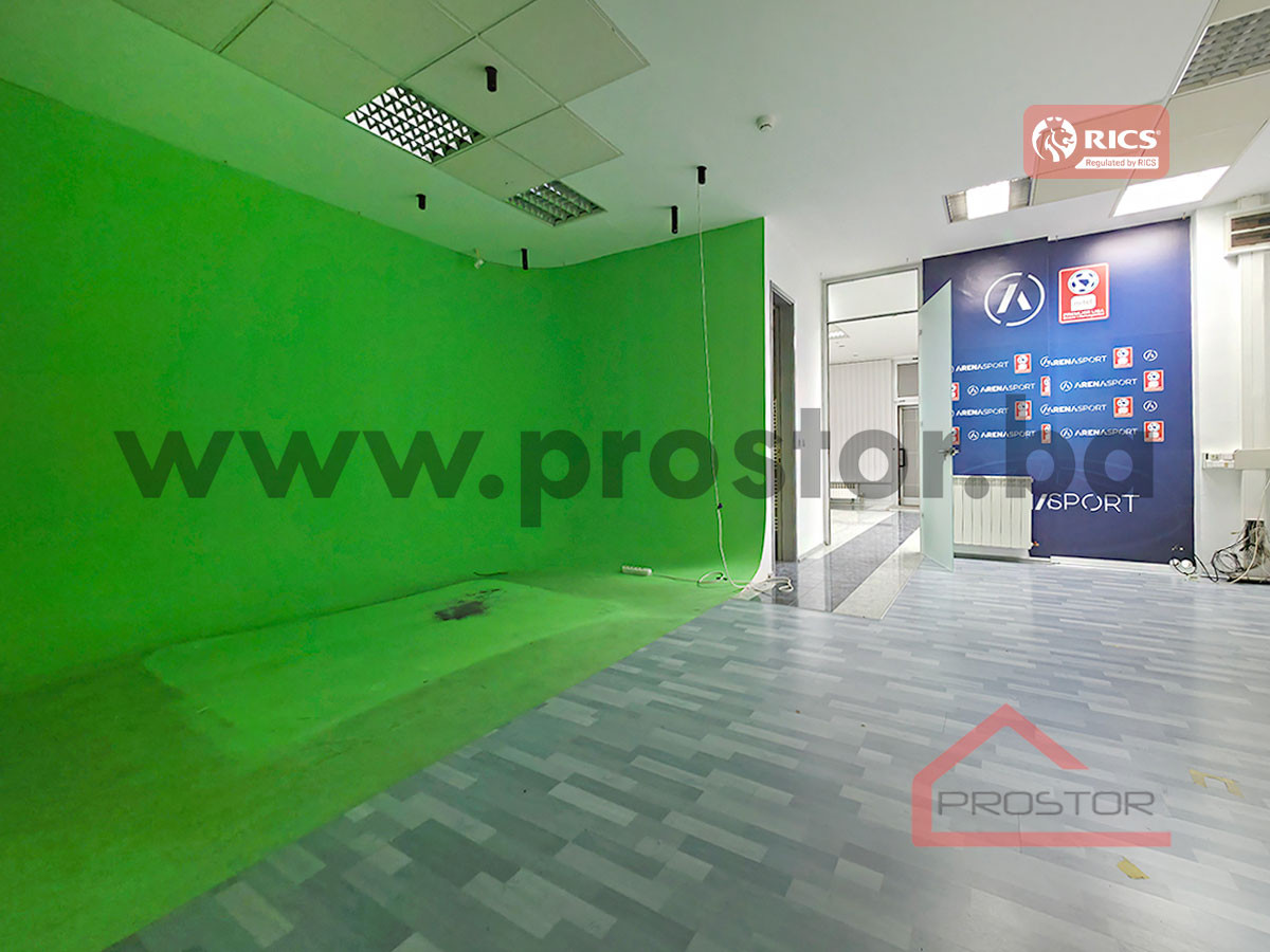 PROSTOR izdaje: Poslovni prostor, 77m2, Bjelave 4