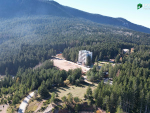 Građevinsko zemljište za izgradnju dvije zgrade Trebević Brus