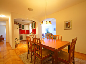 Trosoban Stan Sarajevo - Centar - Ciglane - 100m2