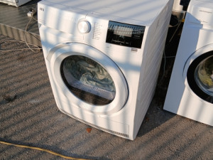 SUSILICA AEG. TOPLOTNOM PUMPOM SERIJE 7000.