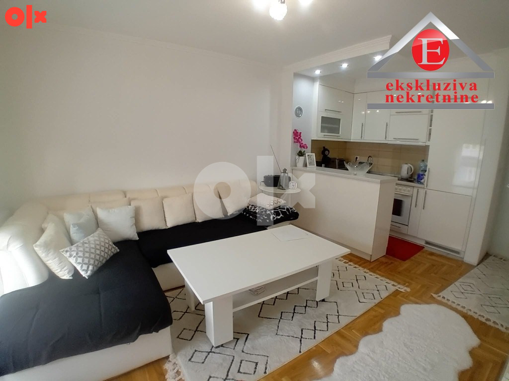 - CENTAR - Moderno namješten stan 42 m2 - nova gradnja 2