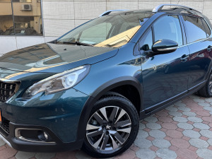 PEUGEOT 2008 1.5 "Allure Sport" LED Navigacija Koža Facelift 2019