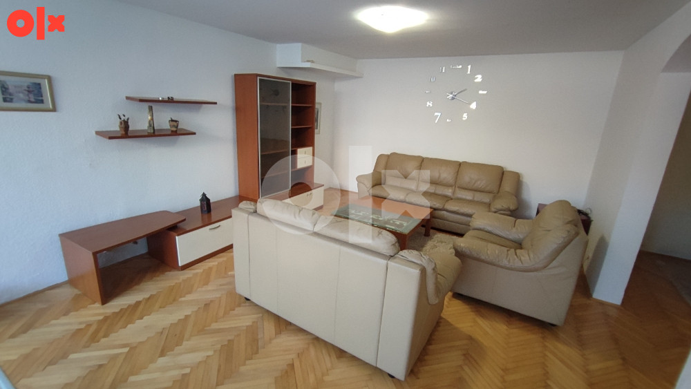 Centar Ciglane trosoban namješten stan 84m2 3