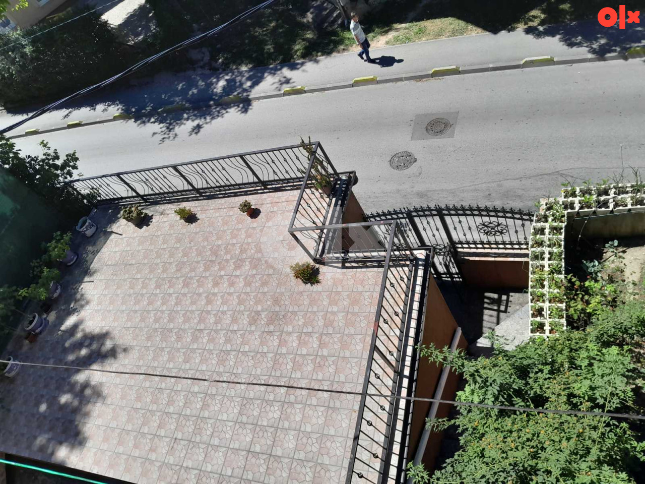 Trosoban stan ili soba na dan-prenoćište, Kosevsko brdo 2