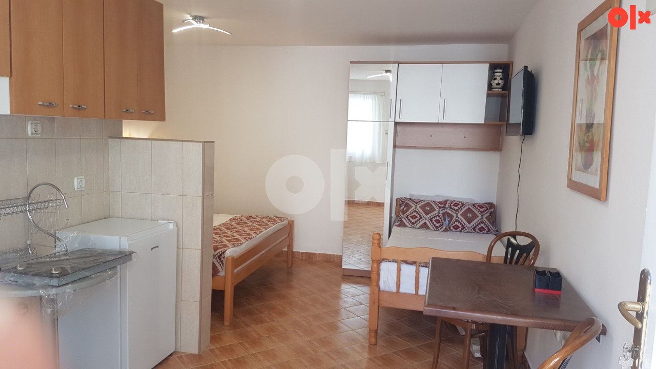 Stan 82 kvadrata + studio apartman 25 kvadrata, Neum 6