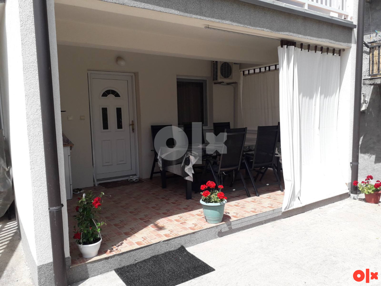 Stan 82 kvadrata + studio apartman 25 kvadrata, Neum 4
