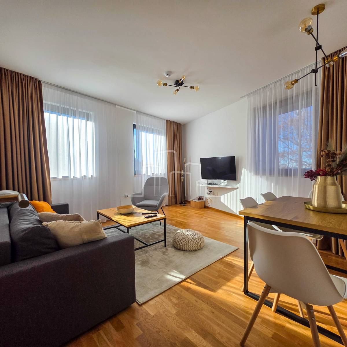 Opremljen Apartman 37 kvadrata  Jahorina 9