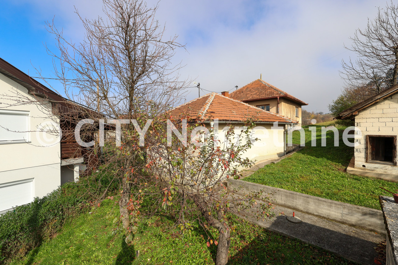 Kuća sa dvorištem - Novo Sarajevo - Gornji Kovačići - 428 m2 2