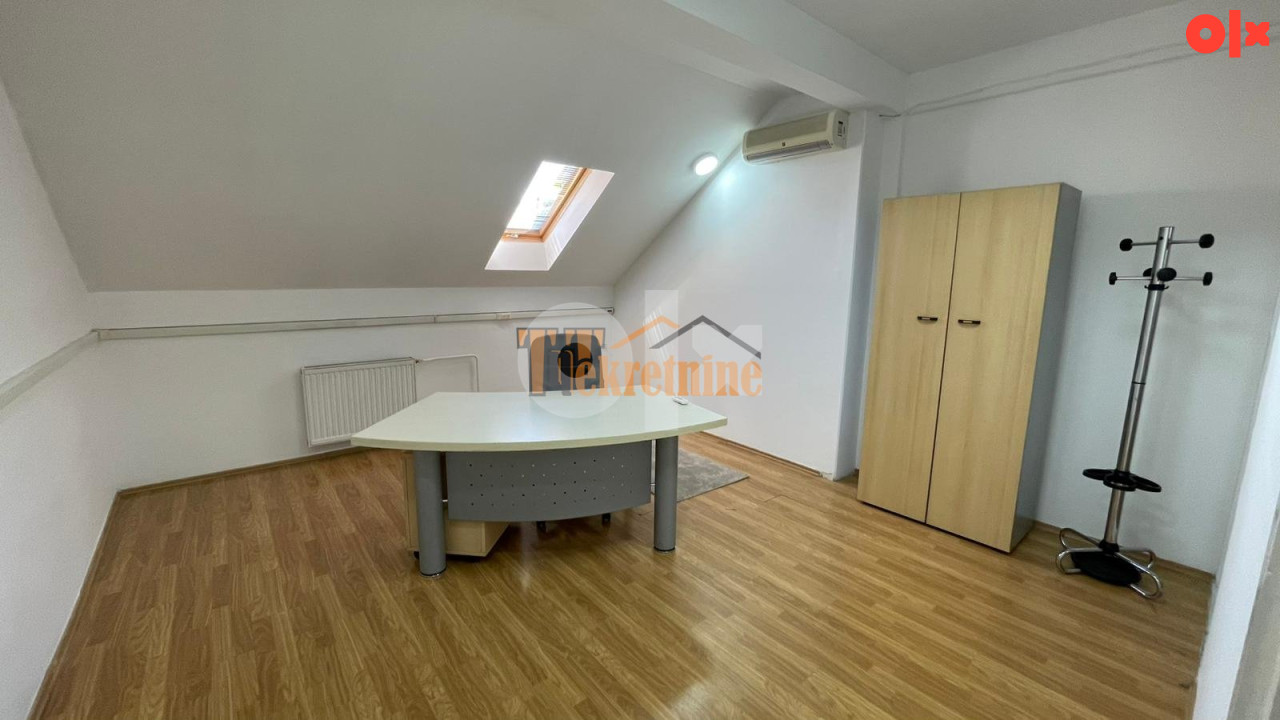 Poslovni prostor  210 m2 - Centar 3