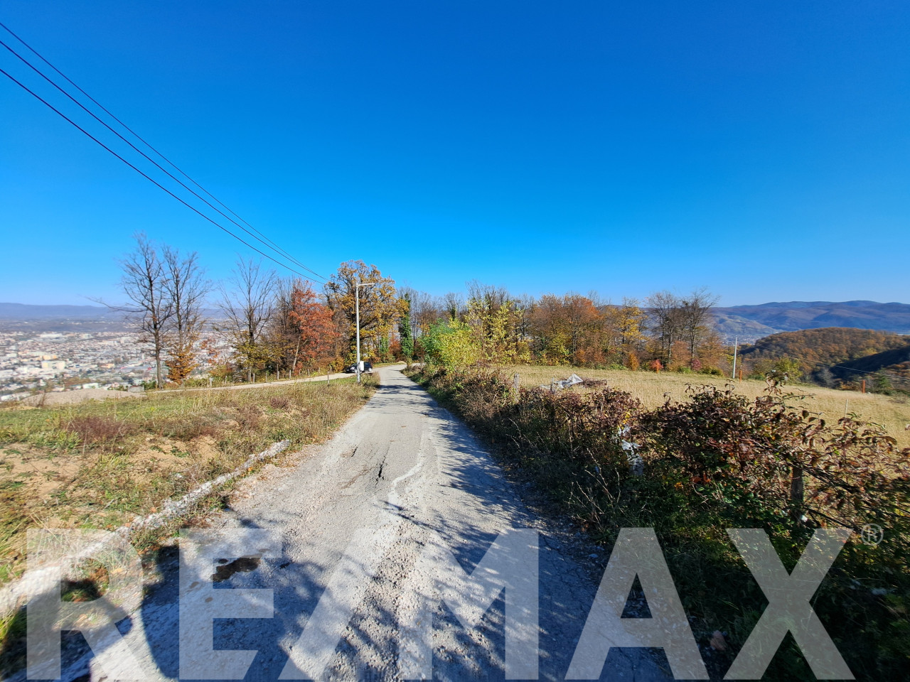 PRODAJA ODLIČNOG PLACA ZA KUĆU ILI VIKENDICU 2382m2 2