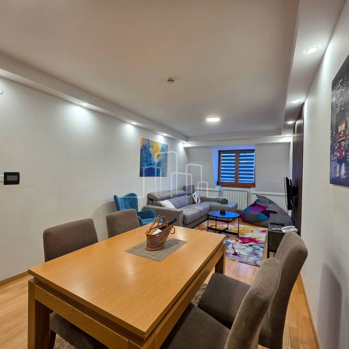 Apartman opremljen 49m2 sa garažom ApartHotel Jahorina 5