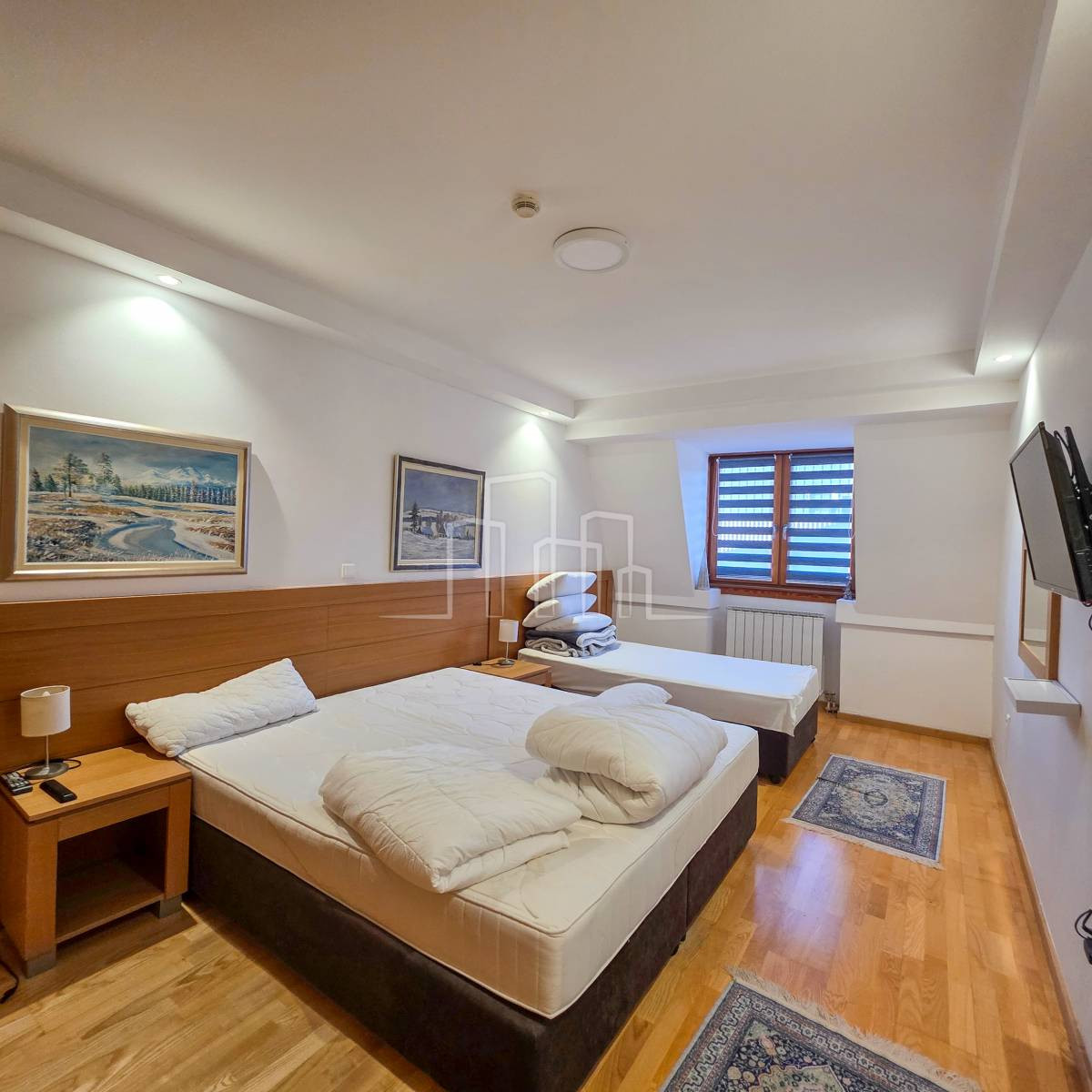 Apartman opremljen 49m2 sa garažom ApartHotel Jahorina 15
