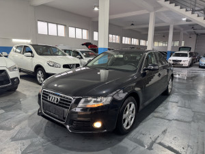Audi A4 2.0 TDI 2009 Godina !