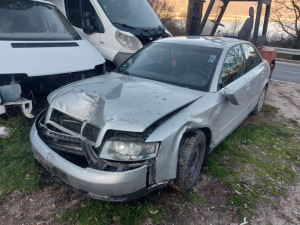 Audi a4 b6 1.9 tdi limuzina 2003 god bih papiri - dijelovi