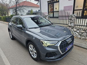 Audi Q3 2.0TDI Business Automat