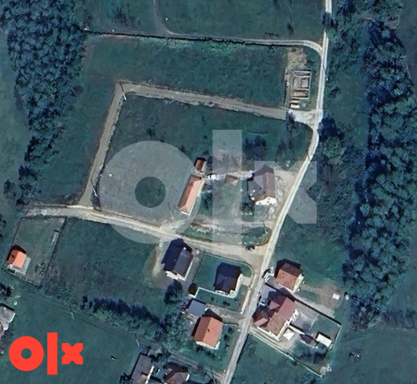 Placevi / IMANJE SA OBJEKTIMA /voda/struja/asfalt 2