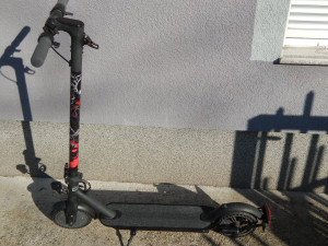 Romobil 25km/h  / 350w / 100kg