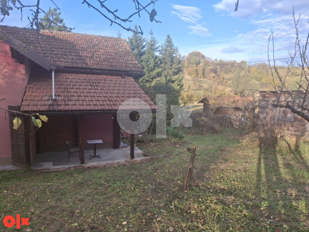 KUĆA SREBRENIK(Seona] sa okućnicom od 4900m2. 5