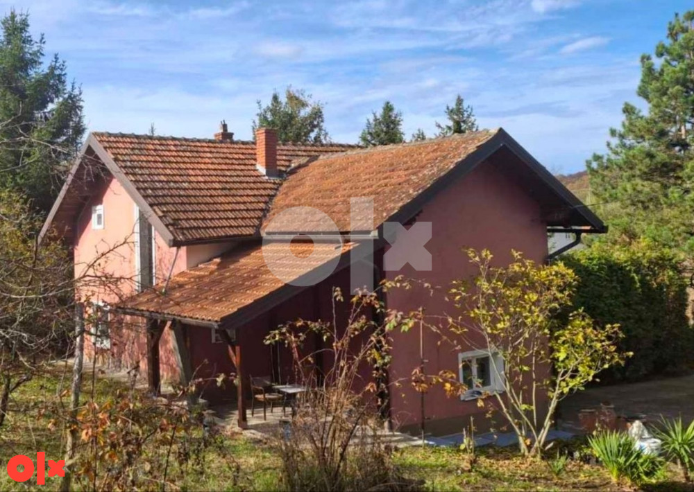 KUĆA SREBRENIK(Seona] sa okućnicom od 4900m2. 4