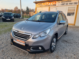 Peugeot 2008 1.6hdi 68kw 12/2013gp ALLURE*AUTOMATIK*NAVI*