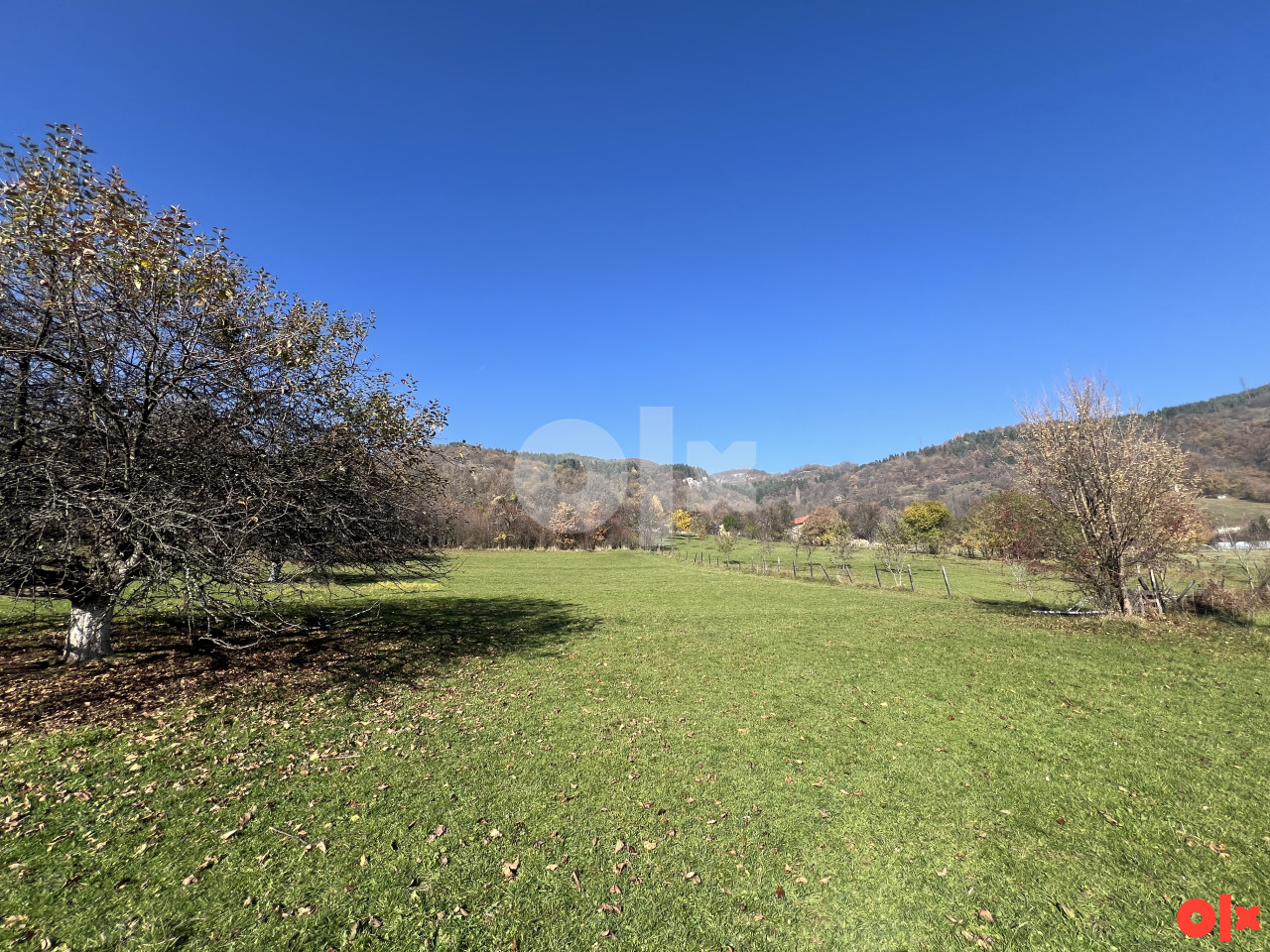 DONJE BIOSKO STARI GRAD 18.000m2 TOP LOKACIJA 3