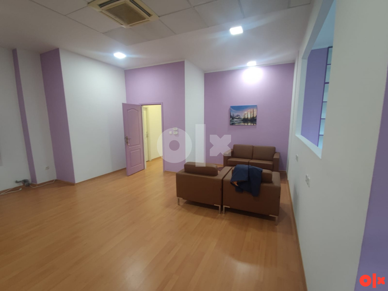 Tri poslovna prostora Ilidža, 3x100m2 / Mellain 5