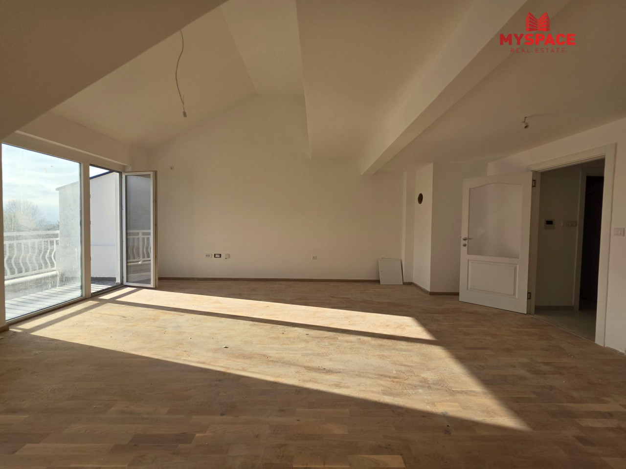 MY SPACE/ Stan/ Stari Grad/ Mihrivode/ NOVOGRADNJA/ 94 m2 3