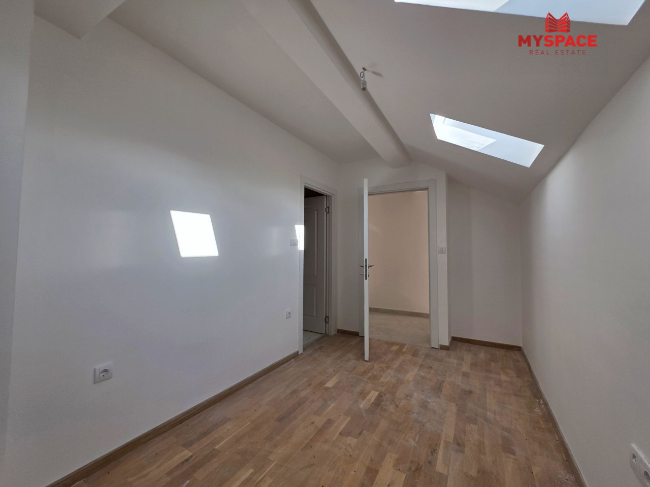 MY SPACE/ Stan/ Stari Grad/ Mihrivode/ NOVOGRADNJA/ 94 m2 15