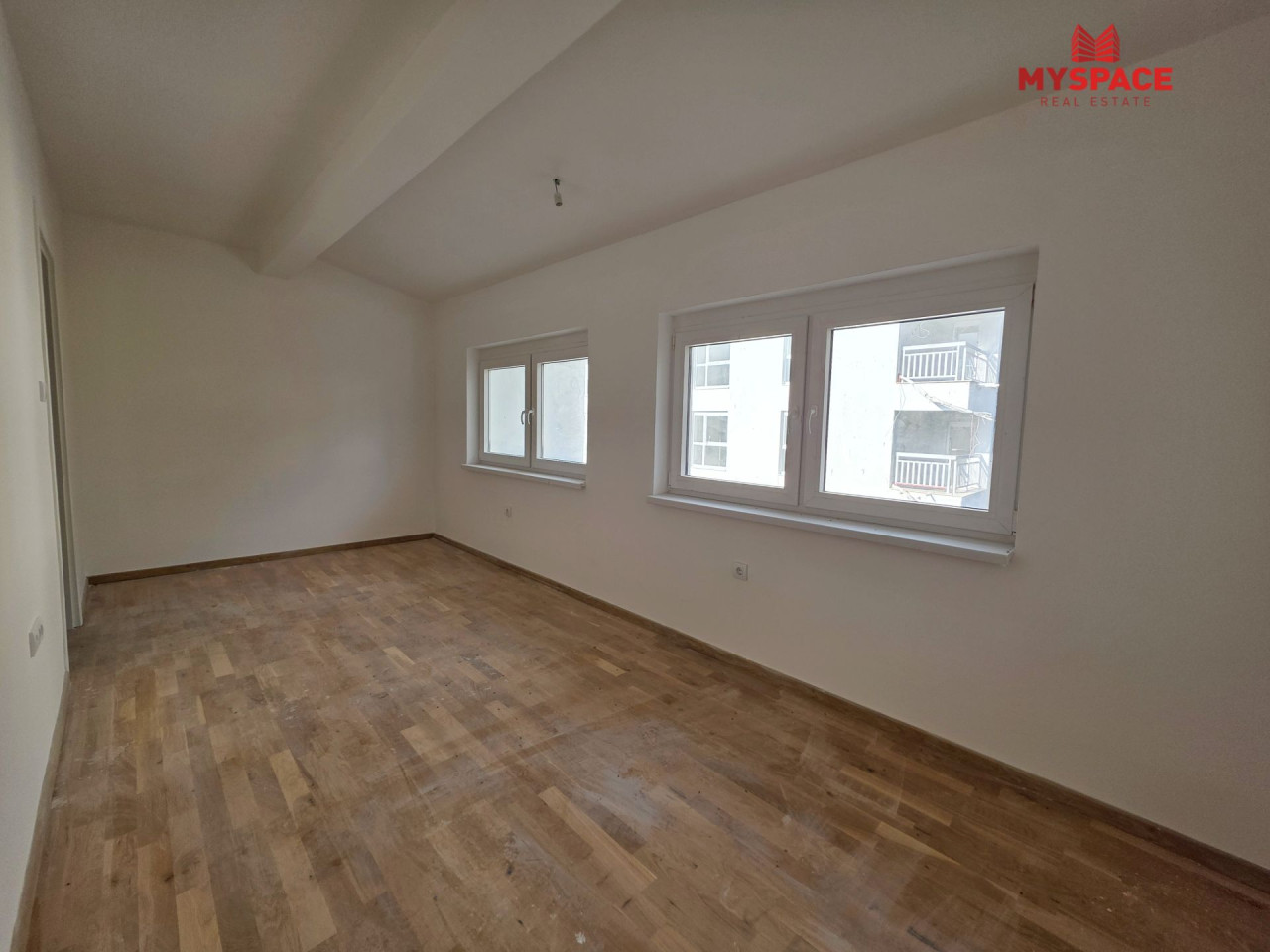 MY SPACE/ Stan/ Stari Grad/ Mihrivode/ NOVOGRADNJA/ 94 m2 18