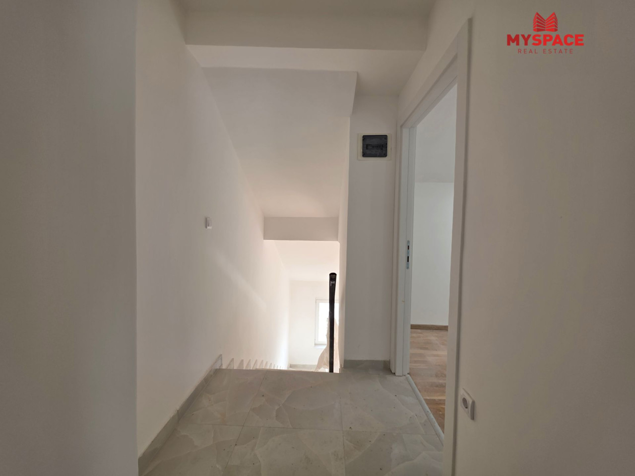 MY SPACE/ Stan/ Stari Grad/ Mihrivode/ NOVOGRADNJA/ 94 m2 22