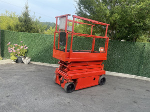 Dizalica platforma Skyjack 2016Godina NOVE BATERIJE