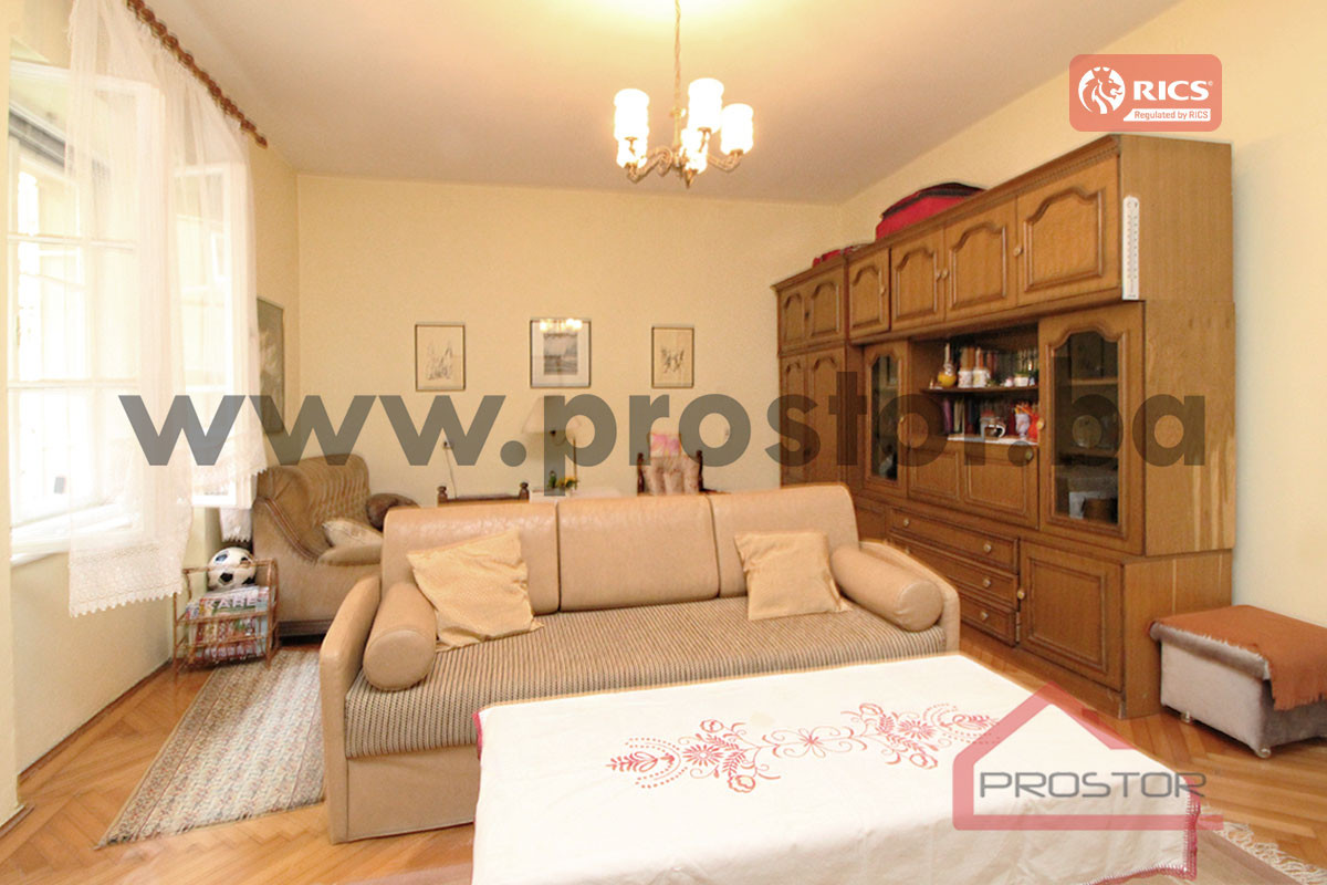 PROSTOR prodaje: Trosoban stan, 73m2, Centar 2
