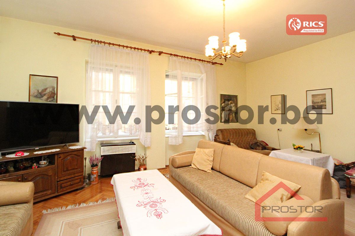 PROSTOR prodaje: Trosoban stan, 73m2, Centar 3