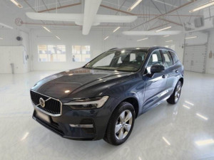 Volvo XC 60 B4 Momentum Pro 2022g. 49.791km VIRTUAL KAMERA XC60