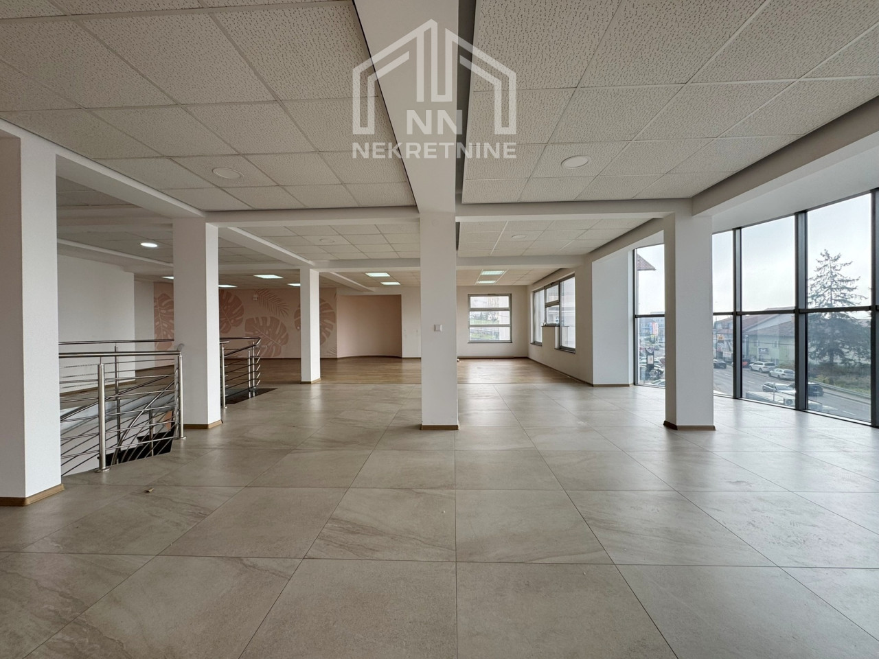 NN Nekretnine : Poslovni prostor 420m2 - Rajlovac 2