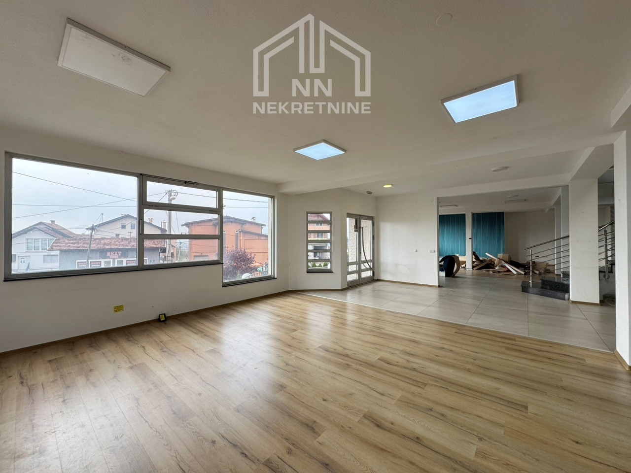 NN Nekretnine : Poslovni prostor 420m2 - Rajlovac 20