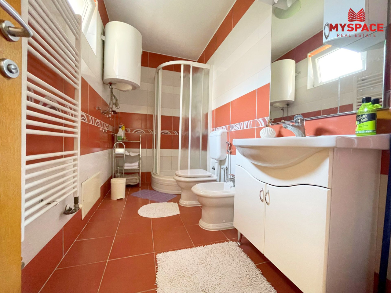 MY SPACE/ Stan sa garazom/ Kosevo/ NAMJESTEN/ 195 m2 3