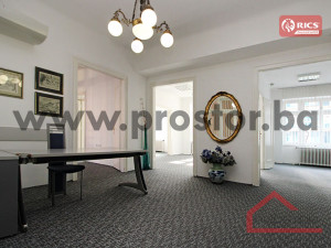 PROSTOR izdaje: Poslovni prostor, 137m2, ul. Maršala Tita