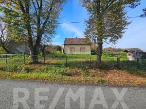 Zemljište 5285m2 sa kućom i objektom za adaptaciju - Nožičko photo 2