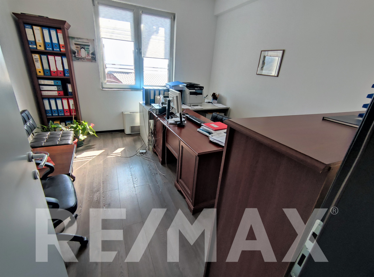 Stambeno-poslovni objekat Budžak 365m2, plac 536m2, parking 8