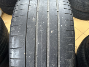 2 gume 285 40 20 Pirelli