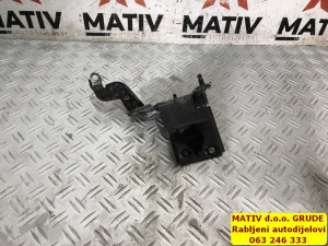 Nosač ABS Pumpe Audi A3 8V 1,6 TDI 5Q1614235 2014