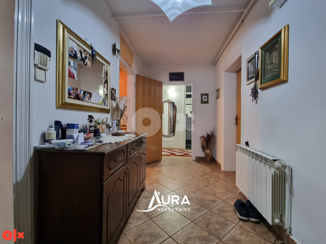 AURA/ Stan sa parkingom u srcu grada / Centar 11