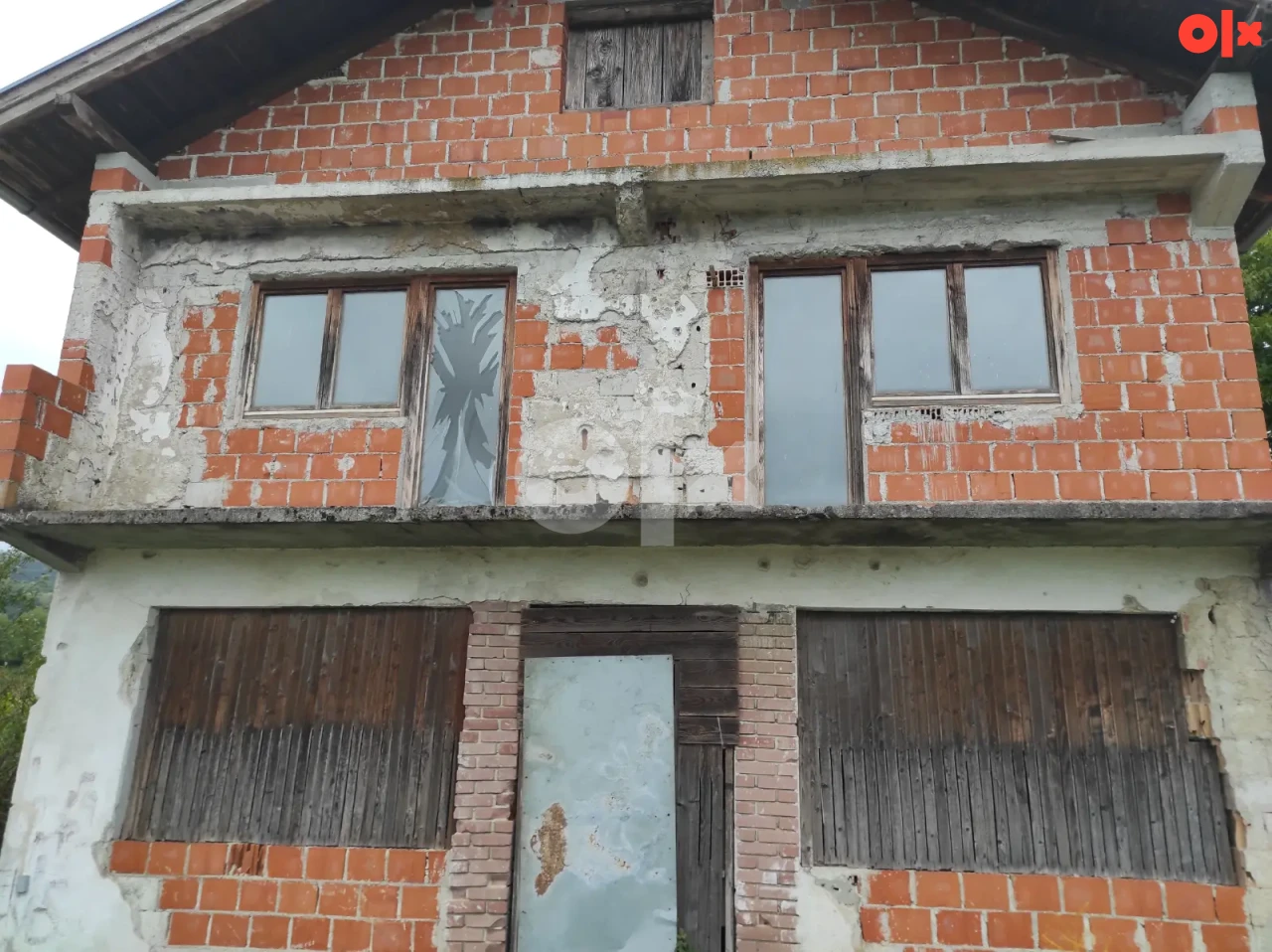 Kuća i zemljište Bosanska Krupa 4