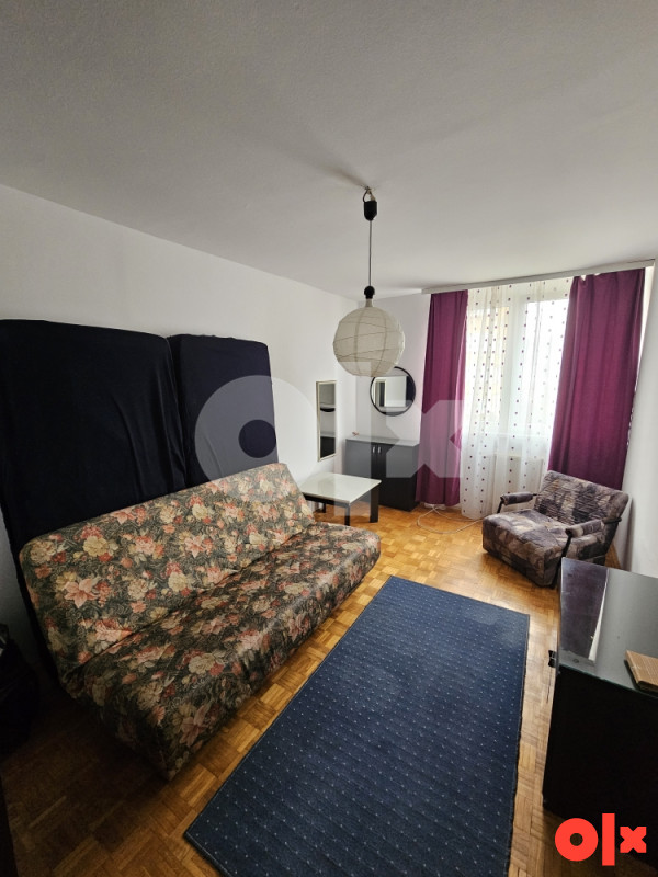 Trosoban Stan Grbavica - 83m2 3