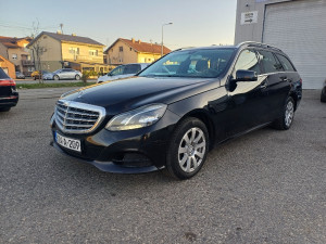 Mercedes-Benz  E 200