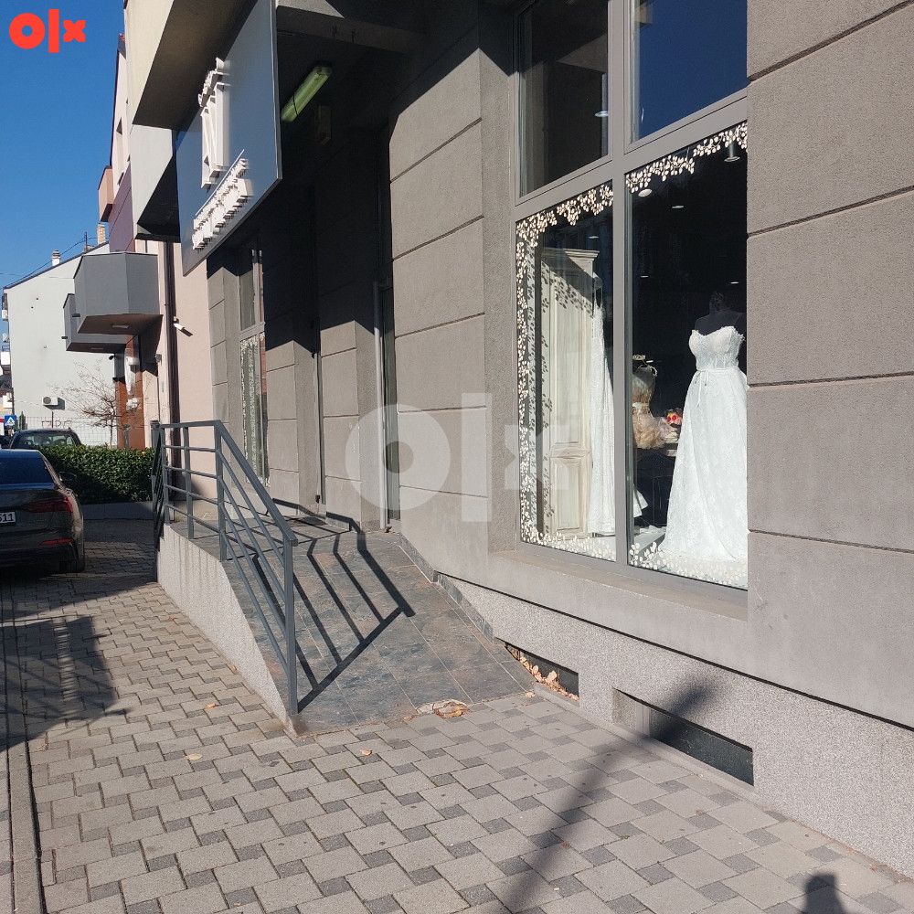Prodajem poslovni prostor - Bijeljina, 133m2