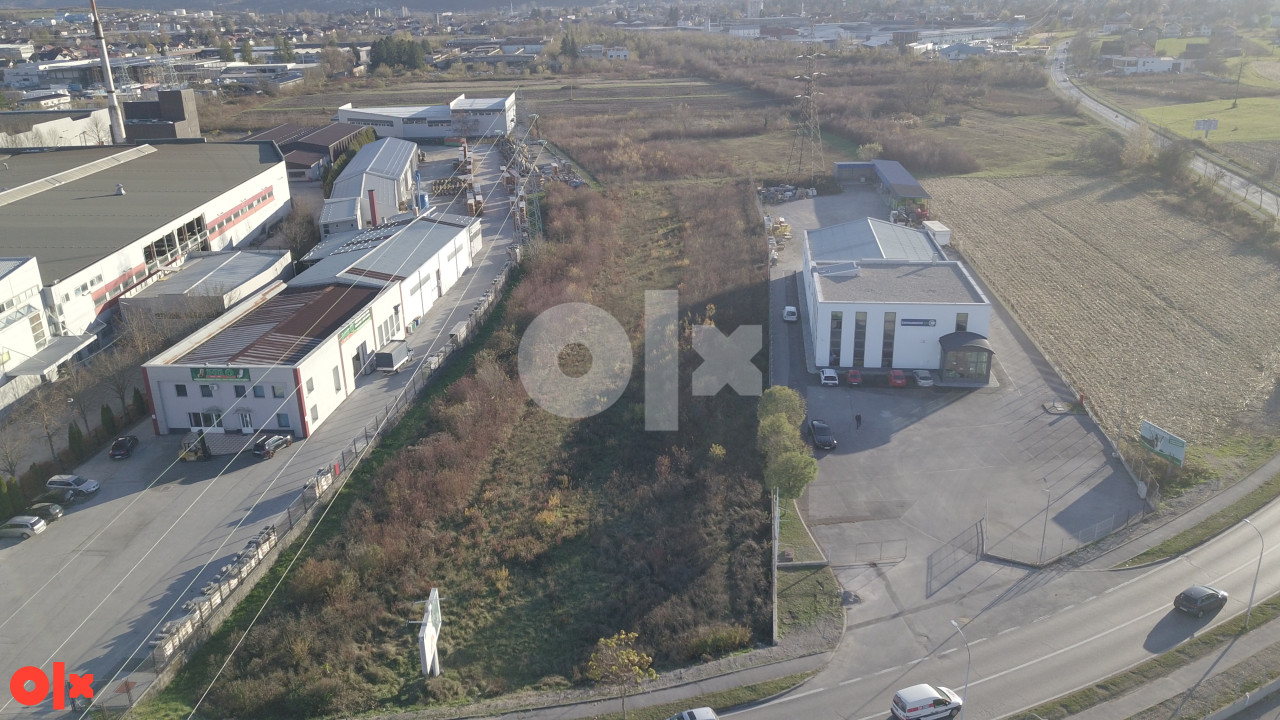 Zemljište Bihać 1852m2 3