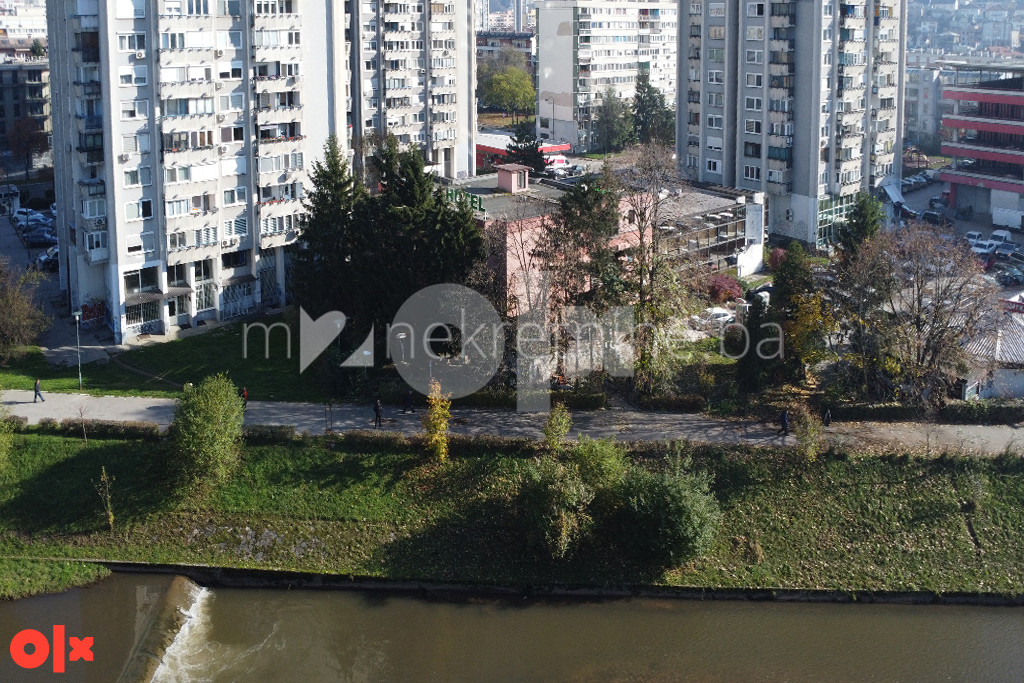m2: Poslovni objekat cca 1.050m2 / Novo Sarajevo /  Hrasno 4
